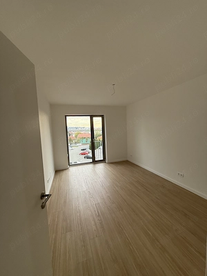 Vând apartament finisat str. Fabricii de Chibrituri - imagine 2