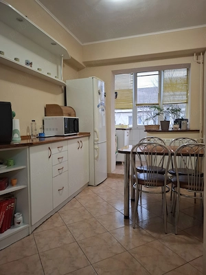 De vanzare apartament 3 camere decomandat, zona Decebal-Dacia - imagine 6