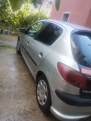 Peugeot 206, benzina  - imagine 2
