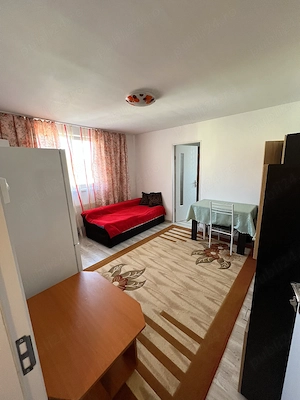 Inchiriez apartament 2 camere zona Decebal - imagine 2