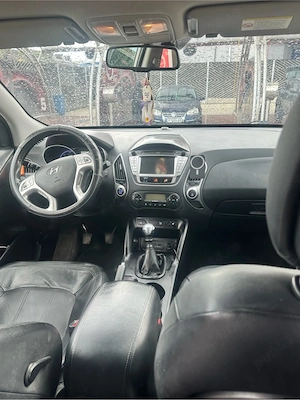 vand Hyundai Ix35 4x4 motor 2.0 diesel. 136 CP