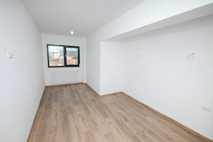 Bloc START3 (nou), ap 3 cam, et 3,lift, parcare, curte 2200 m2, str Ostroveni, langa Zoo Valcea. - imagine 6