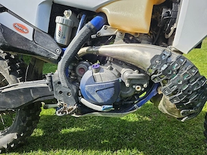 Husqvarna TE300i 2021 - imagine 2