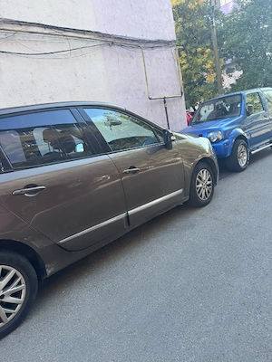 Vand Renault Megane Scenic - imagine 5