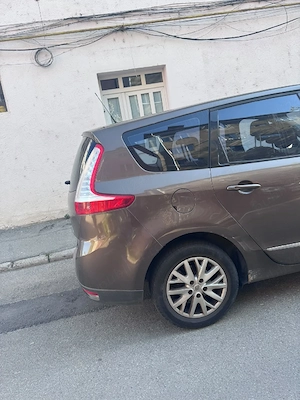 Vand Renault Megane Scenic - imagine 4
