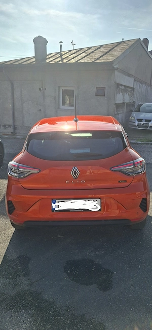 Renault clio 1.6 full hybrid  - imagine 4
