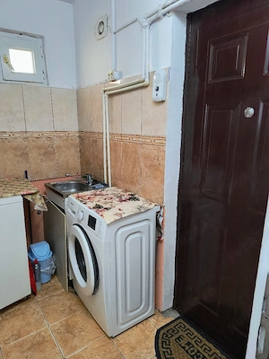 Închiriez garsoniera unui barbat,baiat singur zona CET - imagine 4
