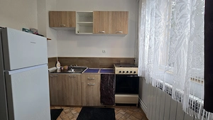 Garsonieră de închiriat, 28 mp, Etaj 1, Hunedoara. - imagine 3