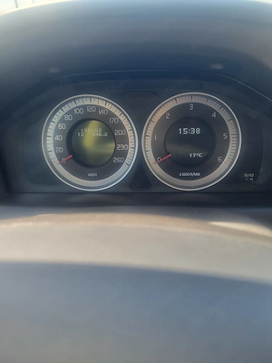 Vând Volvo XC60  motor 2.4 2013 - imagine 4