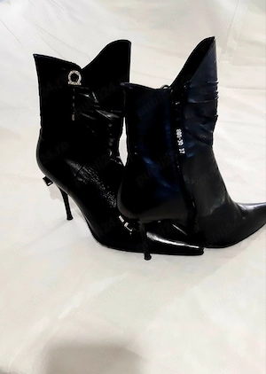 Vand cisme elegante , piele naturala,, marimea 37,Gediewa, culoare neagra 
