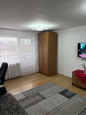 Vand apartament 2 camere - imagine 10