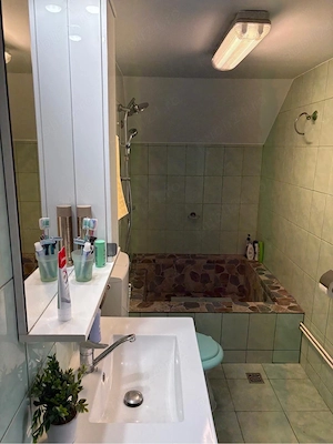Vand apartament 2 camere - imagine 4