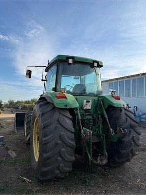 John Deere 8400 270 cp - imagine 3