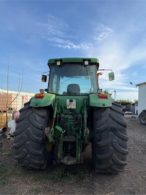 John Deere 8400 270 cp - imagine 4