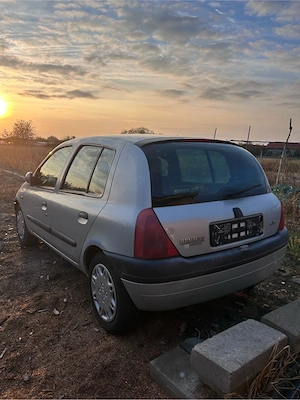 Renault Clio - imagine 3