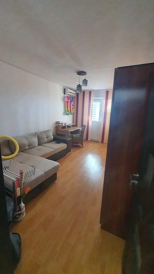 Proprietar vând apartament 2 camere decomandat   Țiglina 1, Galați - imagine 2
