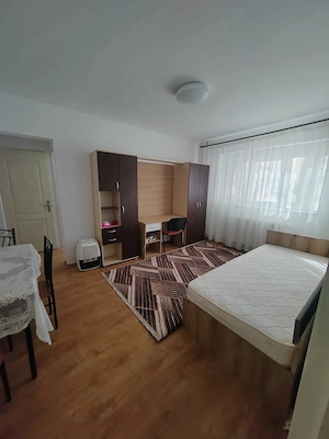Inchiriez apartament cu 3 camere Manastur - imagine 2