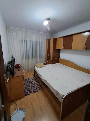 Apartament 4 camere Galati, zona micro 21 - imagine 10