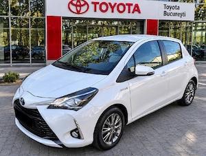 Toyota Yaris Hybrid (Oferta Unica) - imagine 2