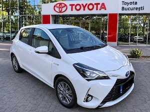 Toyota Yaris Hybrid (Oferta Unica)
