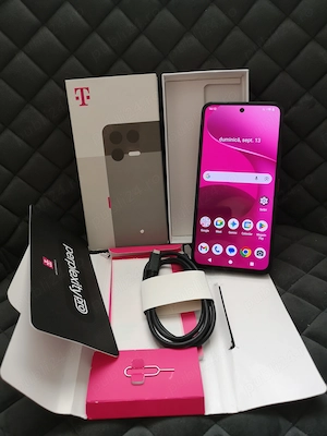 T-Mobile T Phone 3 Pro 5G 8 GB 256 GB 5000 mAh eSIM Amoled Qualcomm Snapdragon 6 Gen 3  husa