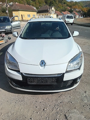 Renault megane 1,5  - imagine 5