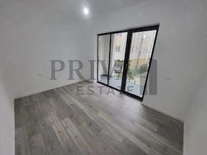 Apartament 2 camere, 2 locuri de parcare, etaj 3. Zona Neptun - imagine 2