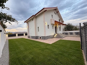 Casa de închiriat in regim hotelier  - imagine 3