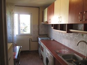 Inchiriez apartament 2 camere,zona Vlaicu, centrala proprie,spatios - imagine 8