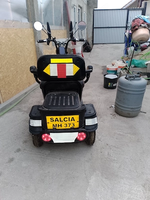 Tricicleta electrica  350 de km făcuți înmatriculată 5500 negociabil relații la telefon   - imagine 2