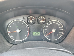 Ford Focus 1.4 benzina inmatr RO  - imagine 6