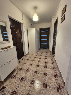 Inchiriere apartament 2 camere Sebastian - imagine 3