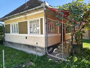 Casă de vânzare - Turbuța - cu ieșire la râul Someș