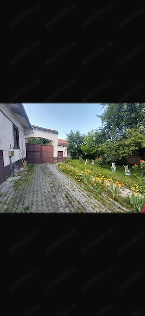 Casa săsească cu două corpuri si teten de 1280 mp - imagine 2