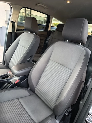 Vând Ford C-Max EcoBoost 150 CP - imagine 5
