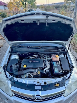 Opel Astra H - imagine 9