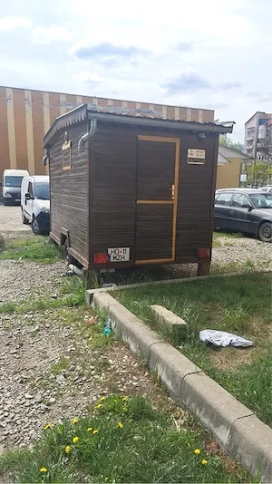 Rulotă food truck echipată, an 2004   vânzare sau închiriere