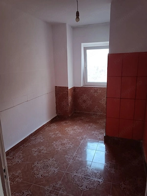 Vand Aparatment 54,77mp 3 camere URGENT!! - imagine 10