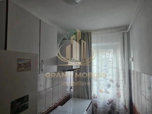 Apartament 3 camere, etaj 2, balcon închis, Calea Șagului - imagine 12