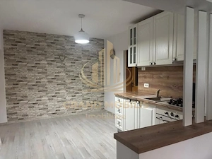 Casă de închiriat cu 4 camere – ideală pentru birouri, cabinete,sediu - imagine 6