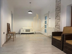 Casă de închiriat cu 4 camere – ideală pentru birouri, cabinete,sediu - imagine 2