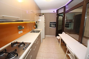 Titan, bloc nou 2014, parcare inclusă, 4 camere mobilat - imagine 9