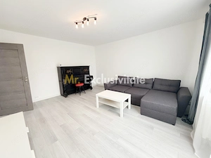 Inchiriere apartament 3 camere decomandat - cartier Trivale - imagine 2