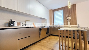 Apartament mobilat cu parcare Urban Plaza - imagine 15