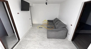 Apartament 3 camere de vanzare in Bacau parter - imagine 2