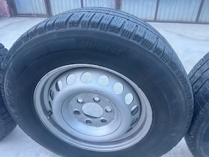Rotti de iarna Michelin 235 65 R16C