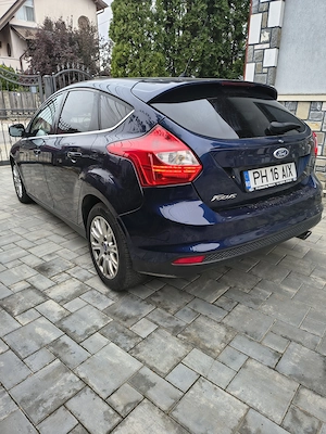 Ford focus 1,6 benzina ecobust proprietar - imagine 3