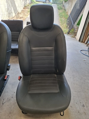 Scaune piele eco dacia duster cu aer baguri - imagine 3