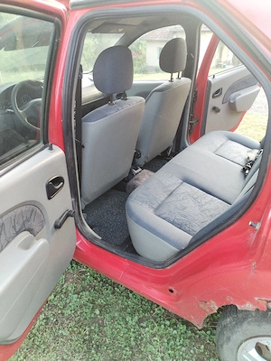 Vand Logan1,4 2005 pentru piese - imagine 2
