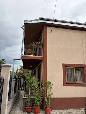 Casa din caramida cu o suprafata de 205 mp compusa din demisol, parter si etaj. - imagine 7